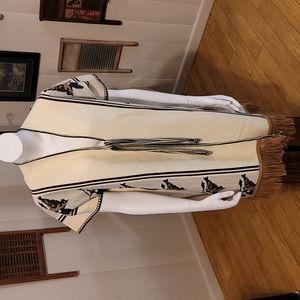 VINTAGE Knit Tie Front Slit Side Sarape w/Swallows ONE SIZE